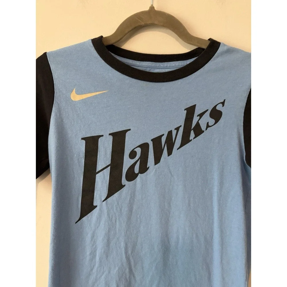 Nike NBA Atlanta Hawks Basketball Light Blue T-Shirt Size Youth Large 14/16